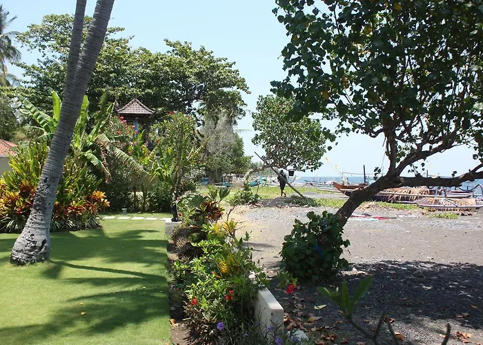 Villa Kembali