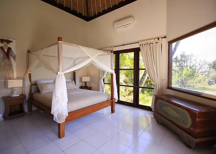 Kembali Villa